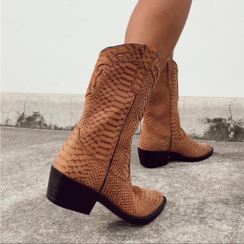 ROC BOOTS AUSTRALIA in Tan Cobra